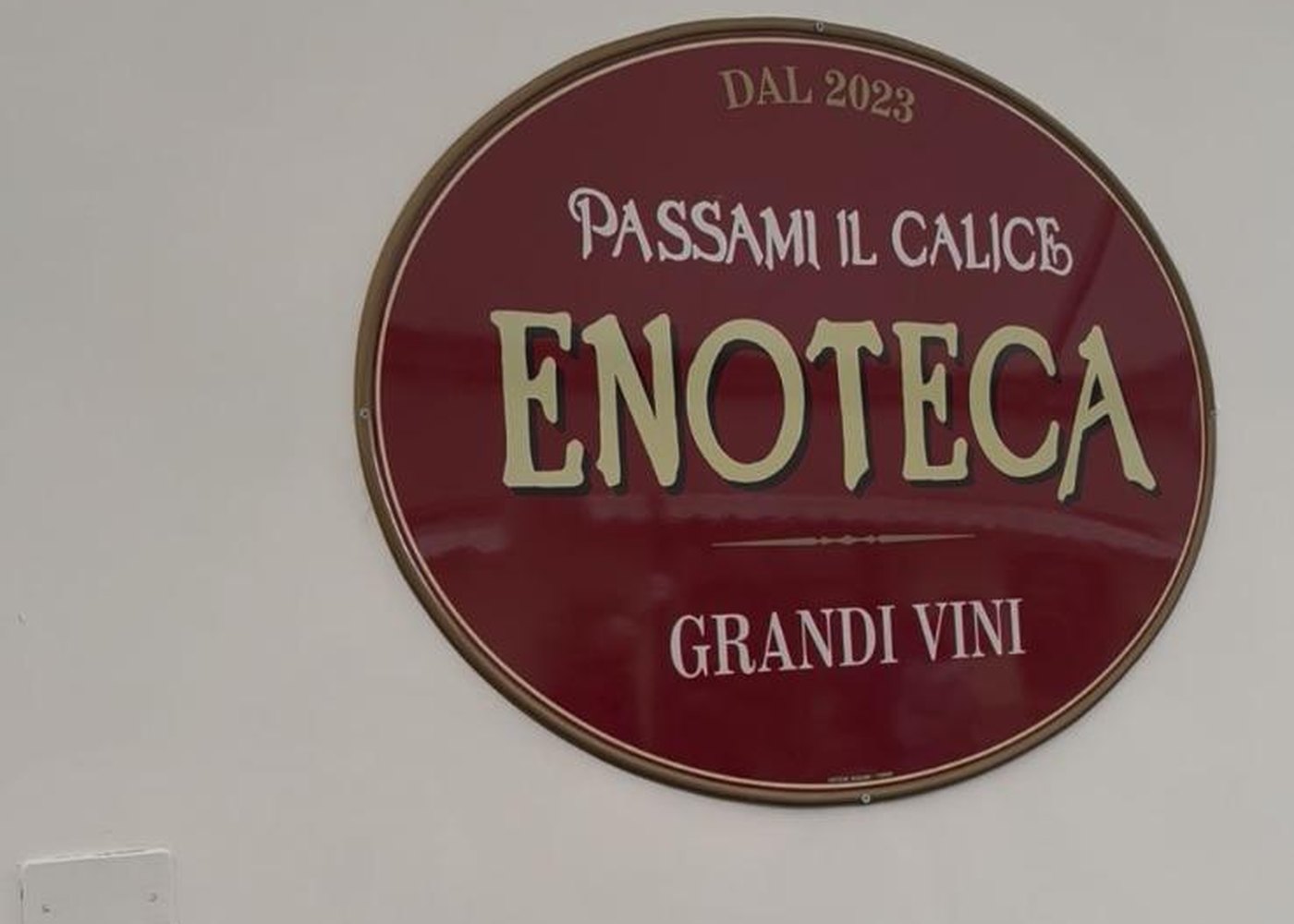 La targa dell'Enoteca Passami il Calice, grandi vini dal 2023